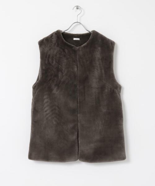 ITEMS URBANRESEARCH(アイテムズ アーバンリサーチ)の「フェイクファージレ(その他アウター・レディース・ブラウン/グレー・FREE)」の16枚目の写真