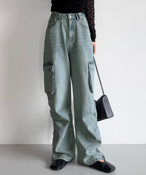 callautia（カラウティア）の「サイドギャザーデニムカーゴパンツ（デニムパンツ・レディース・ブラック/ライトブルー/ブルー・LARGE/MEDIUM/SMALL）」の17枚目の写真