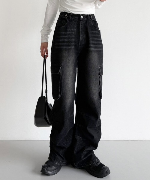 callautia（カラウティア）の「サイドギャザーデニムカーゴパンツ（デニムパンツ・レディース・ブラック/ライトブルー/ブルー・LARGE/MEDIUM/SMALL）」の20枚目の写真