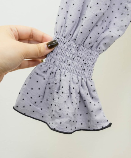 CLETTE(クレット)の「ドット柄フリルブラウス(シャツ/ブラウス・レディース・オフホワイト/ブルー・LL/3L/4L)」の8枚目の写真