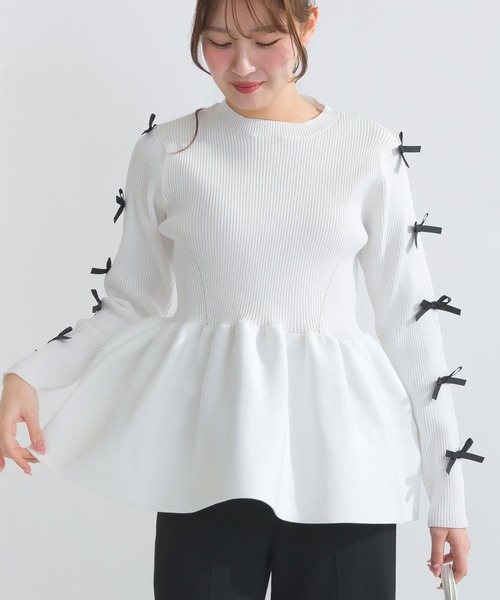 PICCIN PERLA(ピッチンペルラ)の「袖リボンペプラムニット(ニット/セーター・レディース・ブラック/オフホワイト・M)」の3枚目の写真
