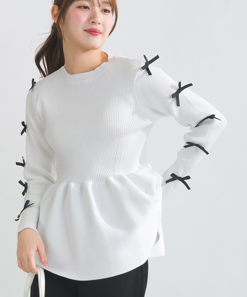 PICCIN PERLA(ピッチンペルラ)の「袖リボンペプラムニット(ニット/セーター・レディース・ブラック/オフホワイト・M)」の6枚目の写真