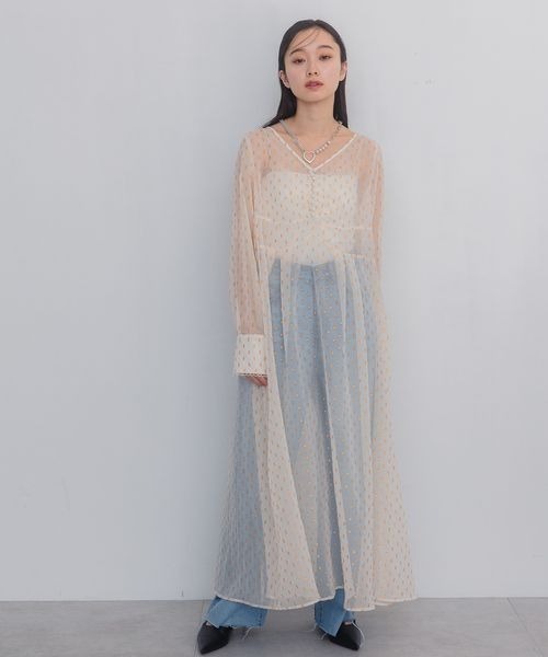 JEANASIS（ジーナシス）の「シアージャガードボリュームワンピース/308772（ワンピース・レディース・ブラック系その他/ホワイト系その他・FREE）」の3枚目の写真