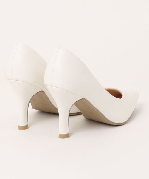 DULCIS REGALO(ドルキス レガロ)の「DulcisRegalo(ドルキスレガロ)8.5cmヒール美脚足長効果ポインテッドトゥパンプス(パンプス・レディース・ゴールド系その他/シルバー系その他/ホワイト系その他/ブラック/ブラック系その他・S/M/L/LL)」の6枚目の写真