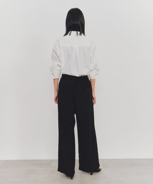 UNITED TOKYO（ユナイテッドトウキョウ）の「リーフモチーフサテンスリットパンツ（その他パンツ・レディース・ブラック/ホワイト・1/2）」の3枚目の写真