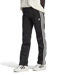 adidas（アディダス）の「adidas Originals FIREBIRD TP（アディダスオリジナルス アディカラー クラシックス ファイヤーバード トラックパンツ）（その他パンツ）」