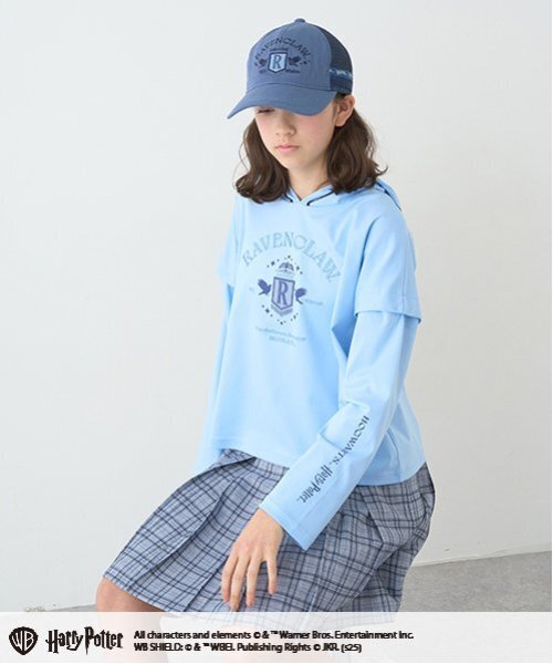 pom ponette junior（ポンポネットジュニア）の「【Harry Potter】2WAYパーカ（Tシャツ/カットソー・キッズ・イエロー/ライトグリーン/オフホワイト/ブルーグレー・L/LL/M/S）」の18枚目の写真