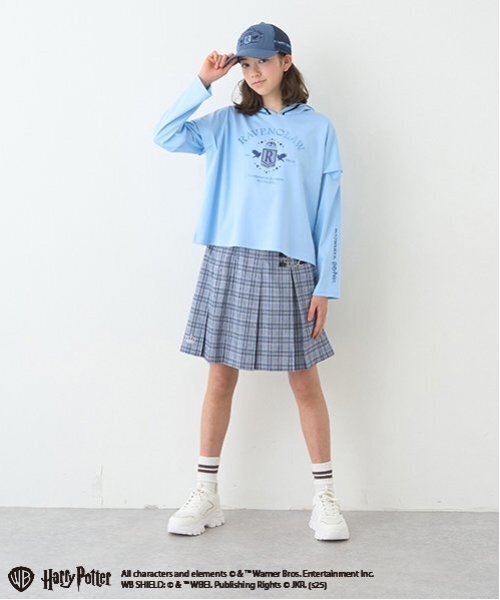 pom ponette junior（ポンポネットジュニア）の「【Harry Potter】2WAYパーカ（Tシャツ/カットソー・キッズ・イエロー/ライトグリーン/オフホワイト/ブルーグレー・L/LL/M/S）」の19枚目の写真