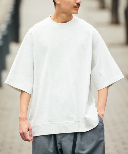 FREAK'S STORE（フリークスストア）の「限定展開 9オンス Heavyweight ビッグシルエット ラグランスリーブTシャツ/ヘビーウェイト（Tシャツ/カットソー・メンズ・ホワイト/ブラック/グレー/チャコールグレー/ホワイト系その他/ネイビー/グレイッシュベージュ・MEDIUM/SMALL/X-SMALL/LARGE）」の11枚目の写真