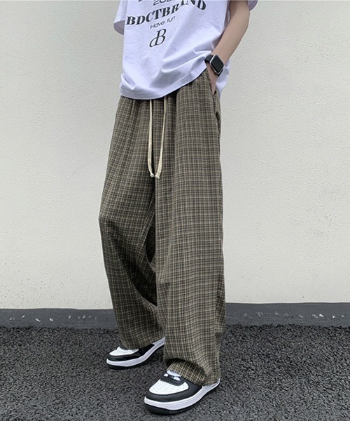 Ressaca(レサーカ)の「ルーズシルエットチェック柄イージーパンツ(その他パンツ・メンズ・ブラウン/ブラック・XL/M/L)」の2枚目の写真