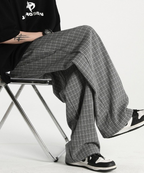 Ressaca(レサーカ)の「ルーズシルエットチェック柄イージーパンツ(その他パンツ・メンズ・ブラウン/ブラック・XL/M/L)」の6枚目の写真
