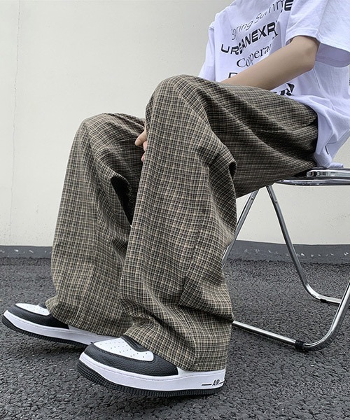 Ressaca(レサーカ)の「ルーズシルエットチェック柄イージーパンツ(その他パンツ・メンズ・ブラウン/ブラック・XL/M/L)」の19枚目の写真