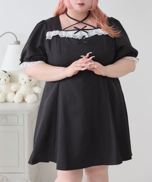 DearMyLoveWhip(ディアマイラブホイップ)の「【大きいサイズ】ホルターネックレースフリルワンピース(ワンピース・レディース・ベビーピンク/ブルーグレー/グレー/ブラック・5L/6L/4L)」の1枚目の写真
