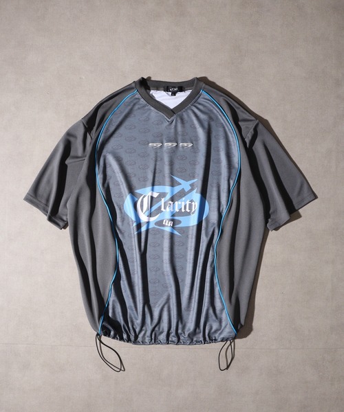 RE730(アールイーセブンサーティー)の「Sporty short-sleeved game shirt / スポーティーな半袖ゲームシャツ unisex(Tシャツ/カットソー・メンズ・ブラック/チャコール/ホワイト・M/L)」の3枚目の写真