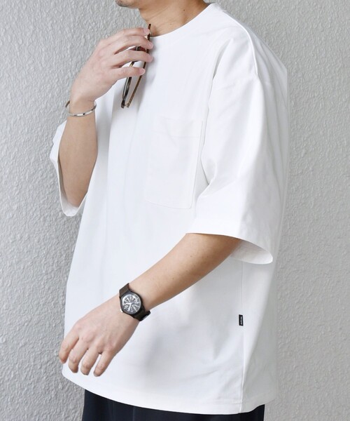 SHIPS any(シップス エニィ)の「SHIPS any: SOLOTEX(R) バックピケ リラックス ポケット Tシャツ◇(Tシャツ/カットソー・メンズ・ダークグレー/ブラック/ホワイト・MEDIUM/LARGE/X-LARGE)」の1枚目の写真