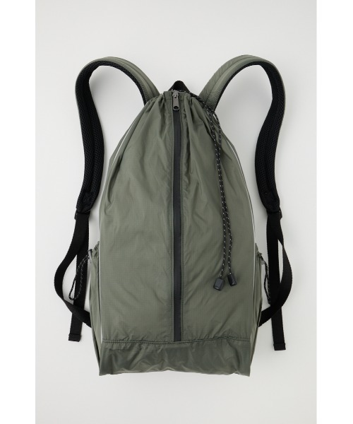 MOUSSY（マウジー）の「DRAWSTRING バックパック（バックパック/リュック・レディース・ダークカーキ/ライトグレー・FREE）」の3枚目の写真