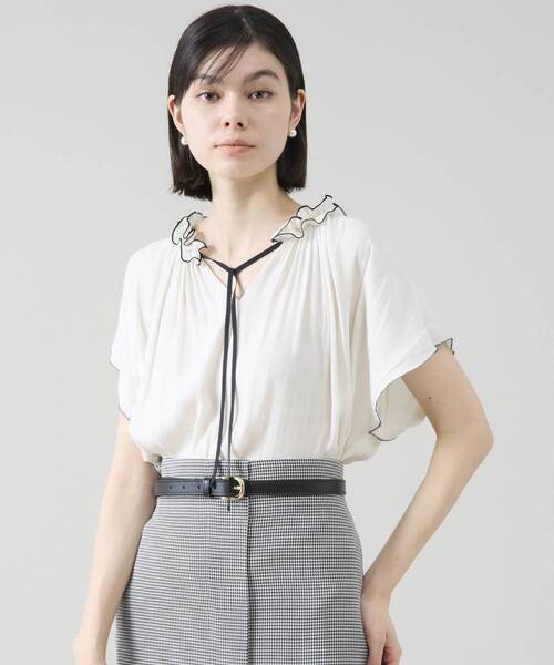 Tiara（ティアラ）の「バイカラーメローブラウス（シャツ/ブラウス・レディース・ホワイト/ブラック/イエロー/ピンク・FREE）」の7枚目の写真