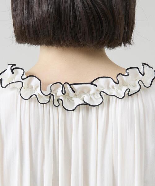 Tiara（ティアラ）の「バイカラーメローブラウス（シャツ/ブラウス・レディース・ホワイト/ブラック/イエロー/ピンク・FREE）」の11枚目の写真