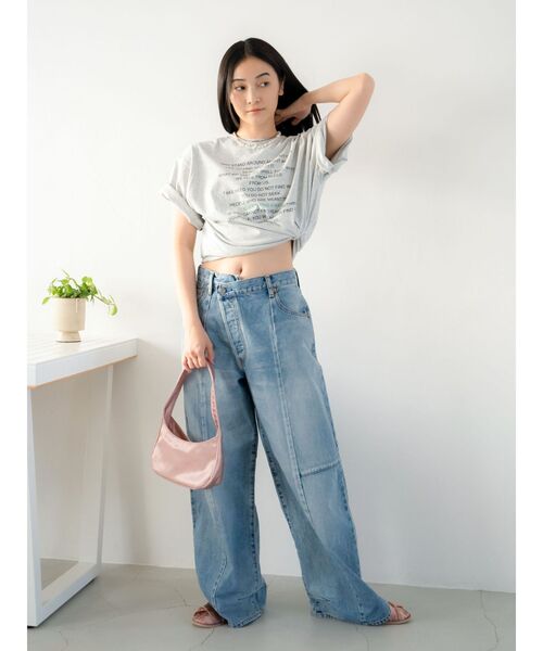 Ungrid(アングリッド)の「フロントロゴメッセージTee(Tシャツ/カットソー・レディース・オフホワイト/ライトグレー/グリーン系その他・FREE)」の8枚目の写真