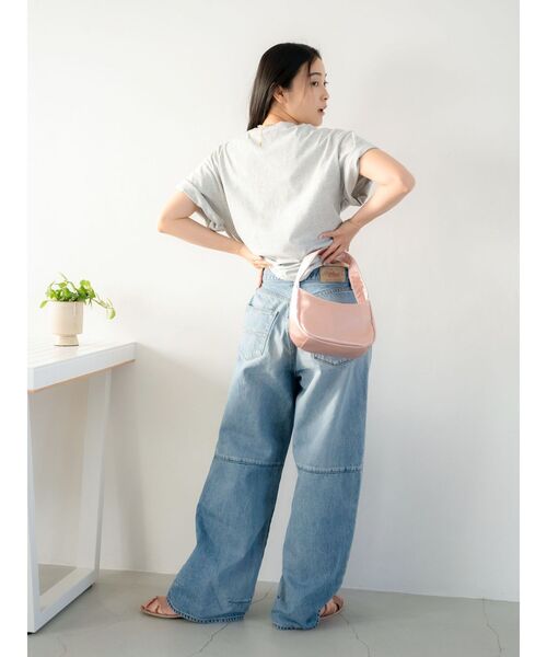 Ungrid(アングリッド)の「フロントロゴメッセージTee(Tシャツ/カットソー・レディース・オフホワイト/ライトグレー/グリーン系その他・FREE)」の12枚目の写真