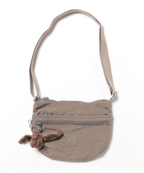 kipling（キプリング）の「【kipling】キプリング　Basic ARTO S　ショルダーバッグ（ショルダーバッグ・レディース・ブラック/ネイビー/レッド/モスグリーン/ベージュ/ブルー系その他/グレー/クリーム/ブラック系その他/マルチ/グレー系その他/ブルー系その他2/ブルー系その他3/タン・FREE）」の5枚目の写真