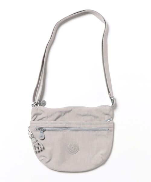 kipling（キプリング）の「【kipling】キプリング　Basic ARTO S　ショルダーバッグ（ショルダーバッグ・レディース・ブラック/ネイビー/レッド/モスグリーン/ベージュ/ブルー系その他/グレー/クリーム/ブラック系その他/マルチ/グレー系その他/ブルー系その他2/ブルー系その他3/タン・FREE）」の3枚目の写真
