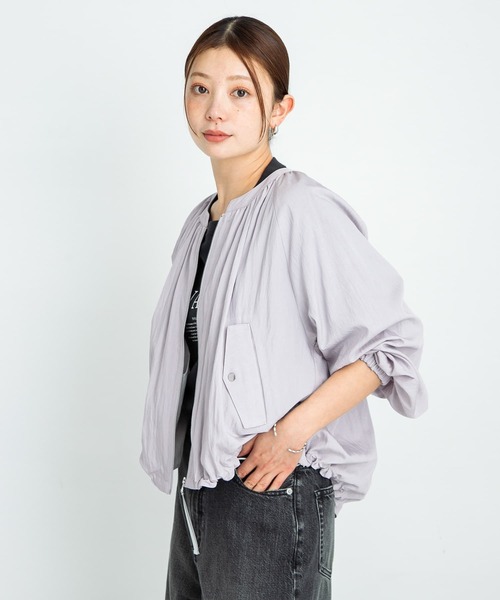 URBAN RESEARCH Sonny Label(アーバンリサーチサニーレーベル)の「ライトシアーノーカラーブルゾン(ブルゾン・レディース・ライトグレー/ライトカーキ/オフホワイト・FREE)」の22枚目の写真