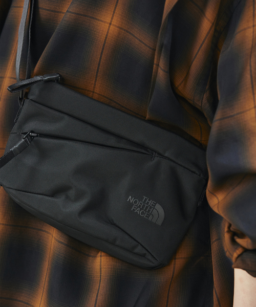 THE NORTH FACE(ザノースフェイス)の「THE NORTH FACE / ザ ノースフェイス ピレネーショルダーS(ショルダーバッグ・メンズ・ブラック・FREE)」の11枚目の写真