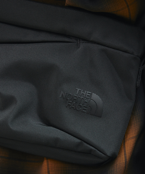 THE NORTH FACE(ザノースフェイス)の「THE NORTH FACE / ザ ノースフェイス ピレネーショルダーS(ショルダーバッグ・メンズ・ブラック・FREE)」の9枚目の写真