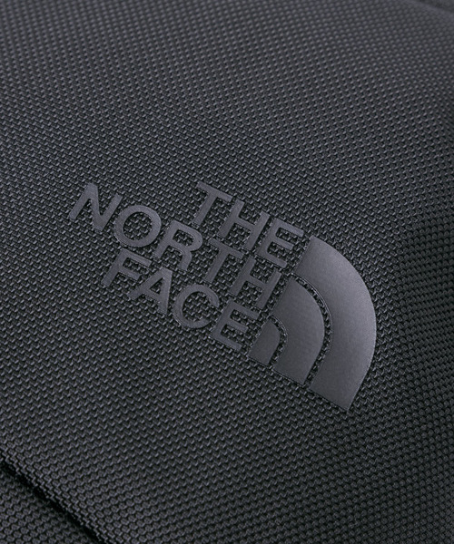 THE NORTH FACE(ザノースフェイス)の「THE NORTH FACE / ザ ノースフェイス ピレネーショルダーS(ショルダーバッグ・メンズ・ブラック・FREE)」の2枚目の写真