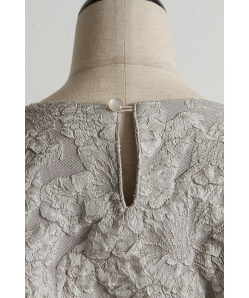 &. NOSTALGIA（アンドドットノスタルジア）の「【ZOZO限定】袖フレアジャガードトップス（シャツ/ブラウス・レディース・ブルー/グレー/ピンク/ブラック/ホワイト・M）」の15枚目の写真