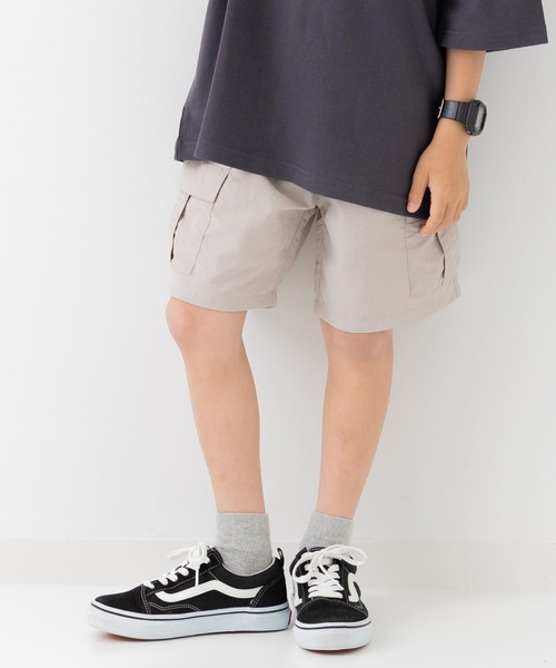 chil2（チルツー）の「ナイロンカーゴハーフパンツ（カーゴパンツ・キッズ・ブラック/カーキ/グリーン/パープル/ベージュ/グレー・90cm/100cm/110cm/120cm/130cm/140cm/150cm）」の2枚目の写真