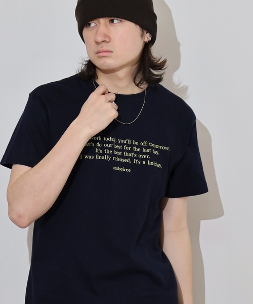 &soiree(アンドソワレ)の「&soiree フロント刺繍Tシャツ(Tシャツ/カットソー・レディース・ホワイト/ピンク/ネイビー/ベージュ/スミクロ/ブラウン・F/FREE)」の5枚目の写真