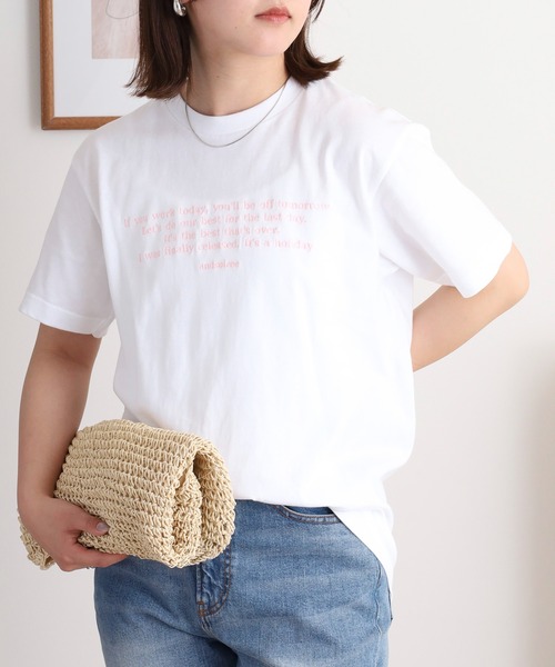 &soiree(アンドソワレ)の「&soiree フロント刺繍Tシャツ(Tシャツ/カットソー・レディース・ホワイト/ピンク/ネイビー/ベージュ/スミクロ/ブラウン・F/FREE)」の9枚目の写真