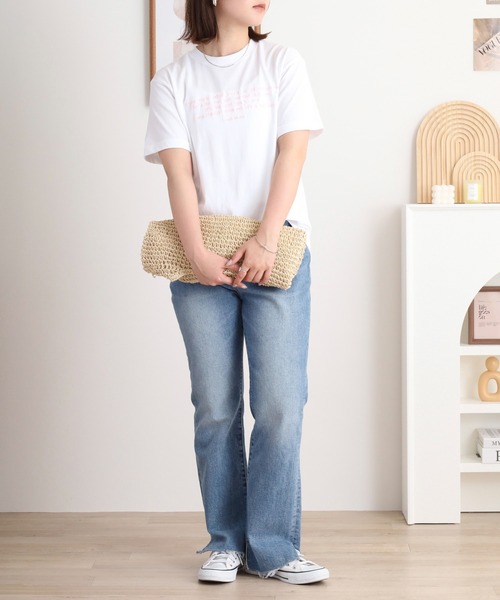 &soiree(アンドソワレ)の「&soiree フロント刺繍Tシャツ(Tシャツ/カットソー・レディース・ホワイト/ピンク/ネイビー/ベージュ/スミクロ/ブラウン・F/FREE)」の10枚目の写真