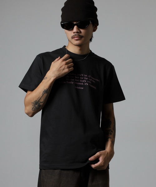 &soiree(アンドソワレ)の「&soiree フロント刺繍Tシャツ(Tシャツ/カットソー・レディース・ホワイト/ピンク/ネイビー/ベージュ/スミクロ/ブラウン・F/FREE)」の19枚目の写真