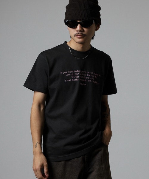 &soiree(アンドソワレ)の「&soiree フロント刺繍Tシャツ(Tシャツ/カットソー・レディース・ホワイト/ピンク/ネイビー/ベージュ/スミクロ/ブラウン・F/FREE)」の20枚目の写真
