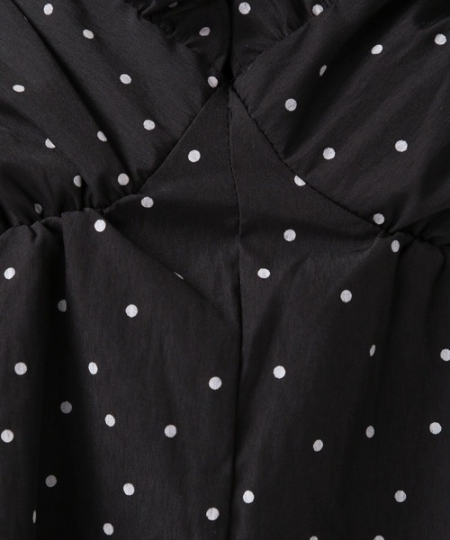 FOREVER 21（フォーエバー トゥエンティーワン）の「【2025SS】ドットアシメヘムキャミチュニック（キャミソール・レディース・ブラック/ナチュラル・FREE）」の7枚目の写真