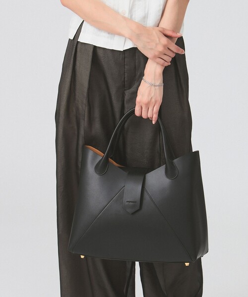 HASHIBAMI（ハシバミ）の「Hashibami / フェズ ヨコナガ A4バッグ（トートバッグ・レディース・ブラック/ダークブラウン・ONE SIZE）」の2枚目の写真