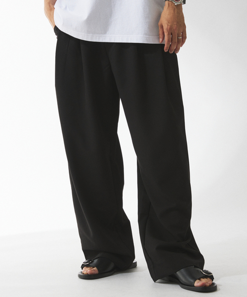 JOURNAL STANDARD relume（ジャーナルスタンダード　レリューム）の「ヒールカット ライトルーズスラックス（スラックス・メンズ・チャコールグレー/ブラック/ベージュ・SMALL/MEDIUM/LARGE）」の3枚目の写真