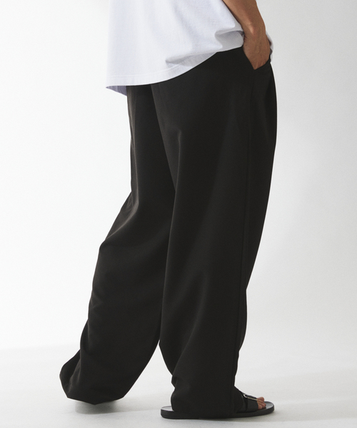 JOURNAL STANDARD relume（ジャーナルスタンダード　レリューム）の「ヒールカット ライトルーズスラックス（スラックス・メンズ・チャコールグレー/ブラック/ベージュ・SMALL/MEDIUM/LARGE）」の6枚目の写真