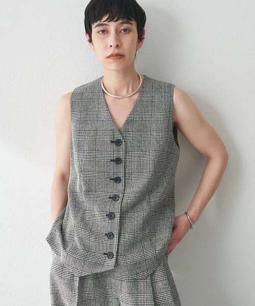 Whim Gazette（ウィムガゼット）の「ノーカラーベスト（ベスト・レディース・グレー/ブラウン・FREE）」の2枚目の写真