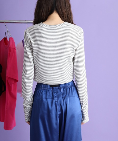 NERDY（ノルディ）の「ストライプ長袖Tシャツ（Tシャツ/カットソー・レディース・ブラック/ホワイト/ピンク・M/SS/S）」の18枚目の写真