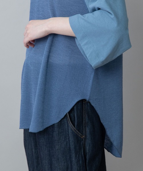 Munich(ミューニック)の「コットンジャージ×ジョーゼットドッキングTシャツ(Tシャツ/カットソー・レディース・グレイッシュベージュ/ブラック・FREE)」の16枚目の写真