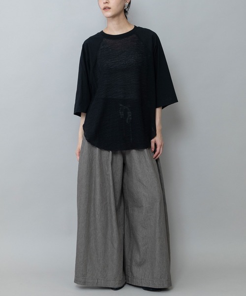 Munich(ミューニック)の「コットンジャージ×ジョーゼットドッキングTシャツ(Tシャツ/カットソー・レディース・グレイッシュベージュ/ブラック・FREE)」の18枚目の写真