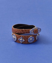 TOGA TOO（トーガトゥ）の「【TOGA TOO/トーガトゥー】Double leather bangle/ダブルレザーバングル（ブレスレット）」