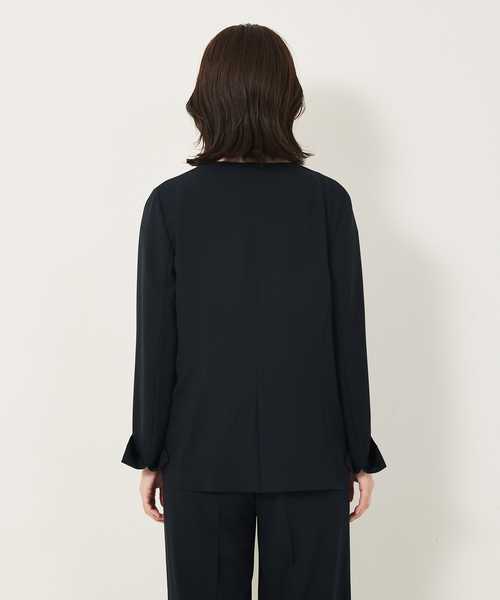 abahouse mavie（アバハウスマヴィ）の「【エニデイカセット・サマー】 ジョーゼットノーカラージャケット（ノーカラージャケット・レディース・ブラック/ダークネイビー・40/38/36）」の10枚目の写真