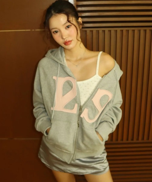 セール】【ILLIGO】ロゴ パッチ ジップアップ パーカー LOGO PATCH