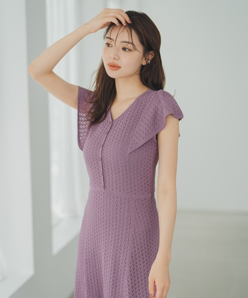 MISCH MASCH(ミッシュマッシュ)の「クロシェ風透かし柄ニットワンピース(ワンピース・レディース・ブラック/ベージュ/パープル・フリ-)」の4枚目の写真