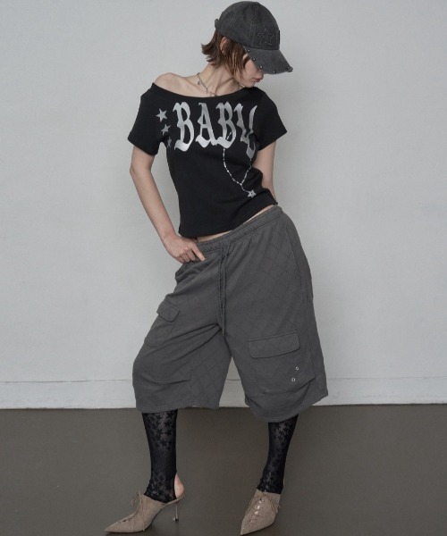 SETUPEXE（セットアップイーエックスイー）の「【SETUP‐EXE】BABY WIDE NECK TOP / 【セットアップエグゼ】ベイビーワイドネック半袖Tシャツ（Tシャツ/カットソー・レディース・ブラック/ホワイト・ONE SIZE）」の4枚目の写真